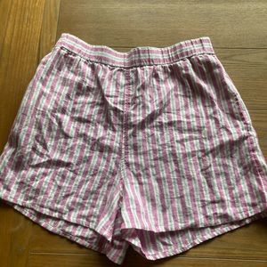 Universal threads striped shorts